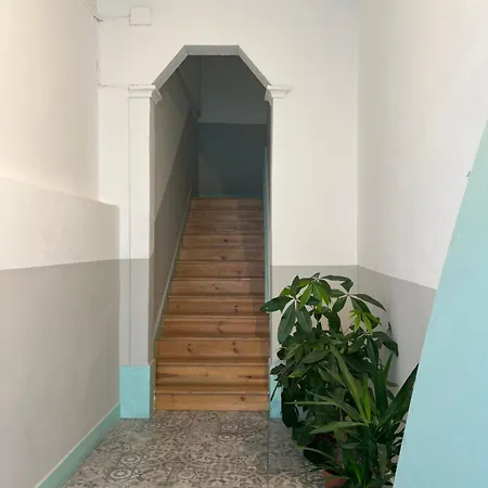 بيت شباب Bang Bang *