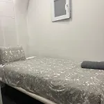 Bang Bang Hostel *